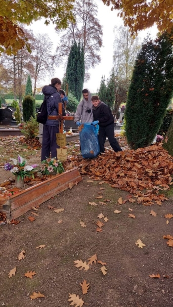 WhatsApp Image 2025-10-23 at 20.27.18 (2)