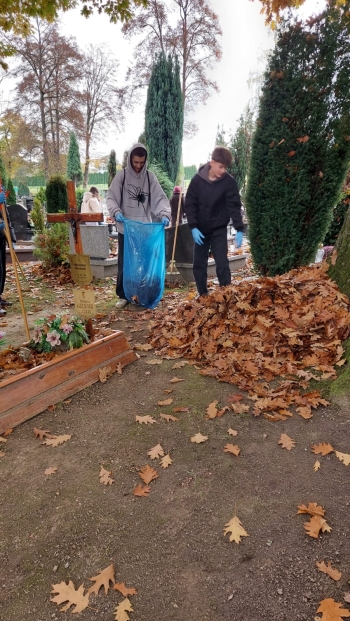 WhatsApp Image 2025-10-23 at 20.27.18.jpeg