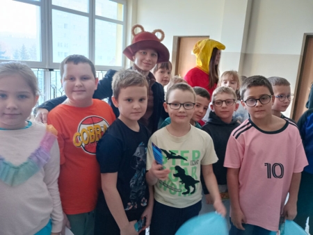 MISIOWE SPOTKANIE W BIBLIOTECE