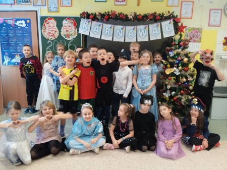 ZABAWA KARNAWAŁOWA W KLASACH I - III