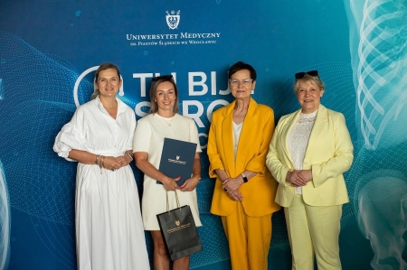 Dyplom ukończenia studiów podyplomowych z edukacji zdrowotnej.